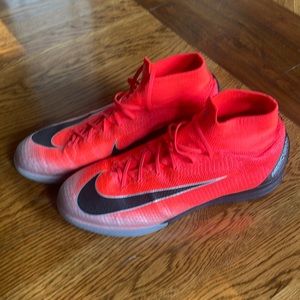 Nike CR7 Mercurial Indoor Futsal shoes